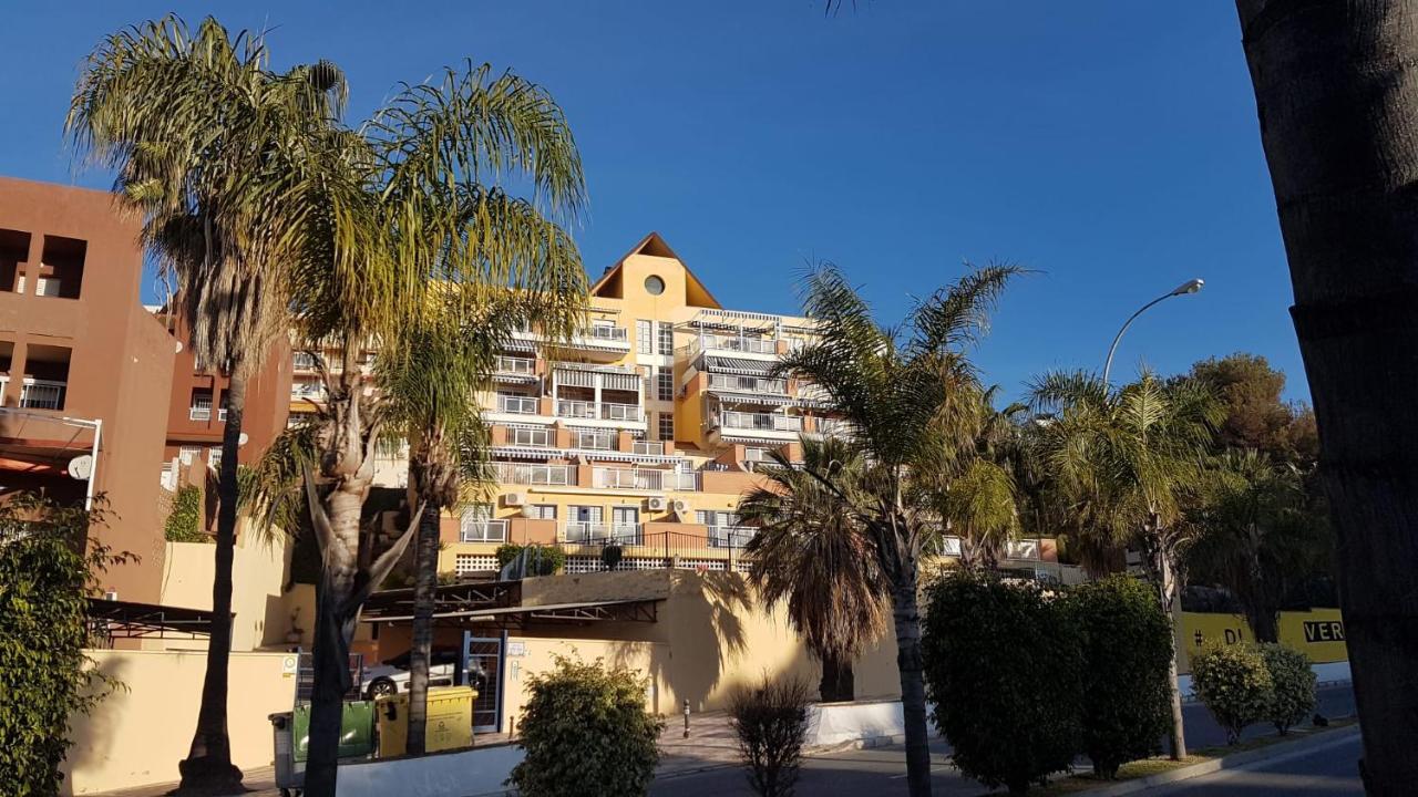 Апартаменти Vista Azul Torremolinos - Carihuela Екстер'єр фото