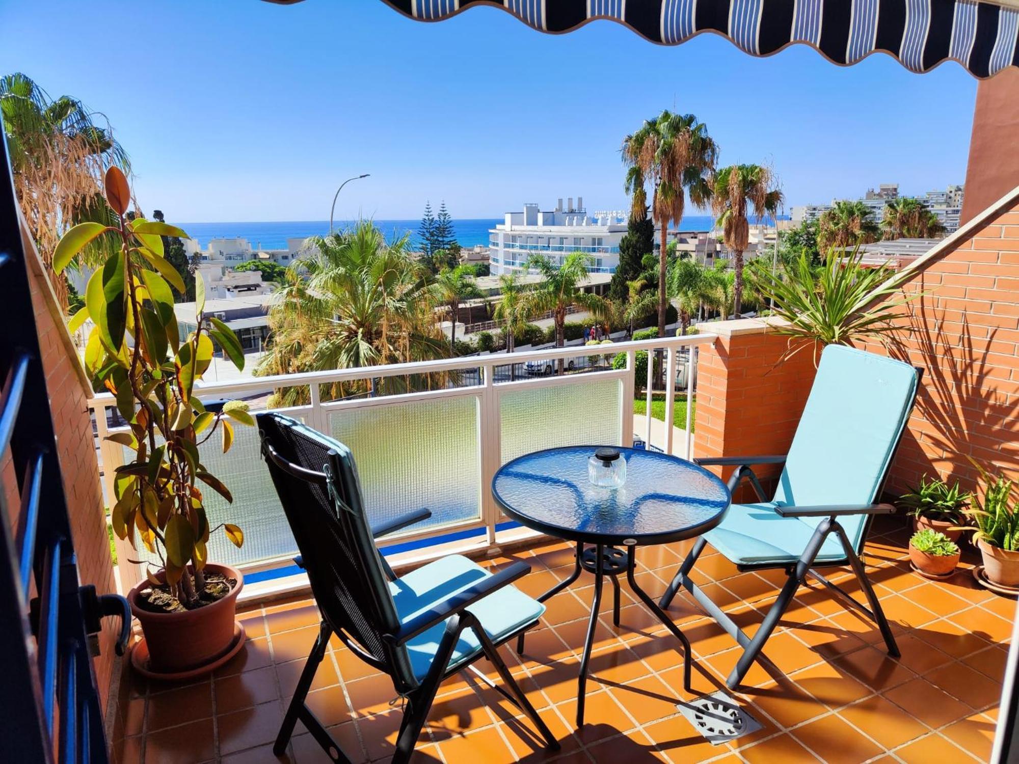 Апартаменти Vista Azul Torremolinos - Carihuela Номер фото